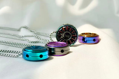 "Novo" Lock Necklace
