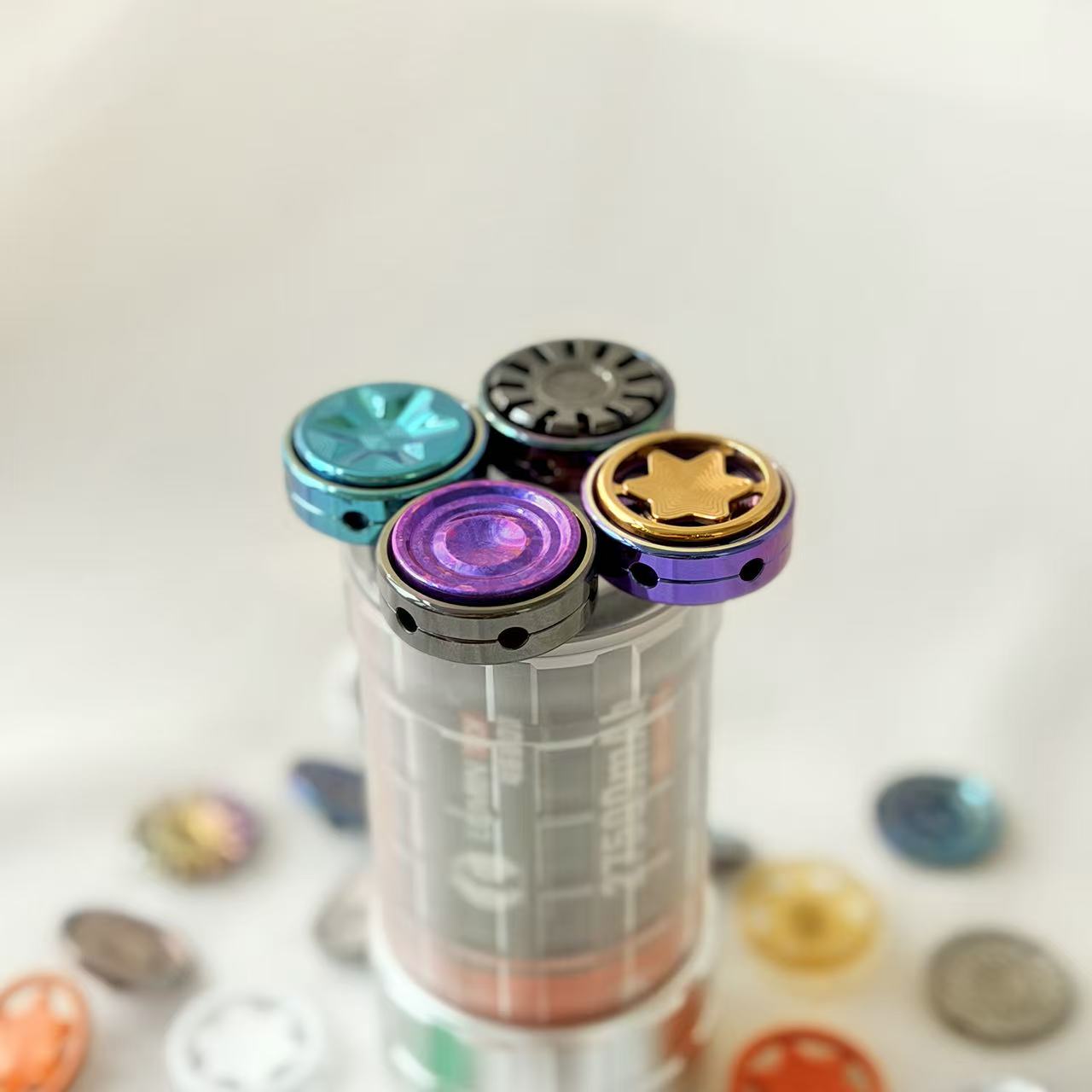 "Novo" Lock Necklace